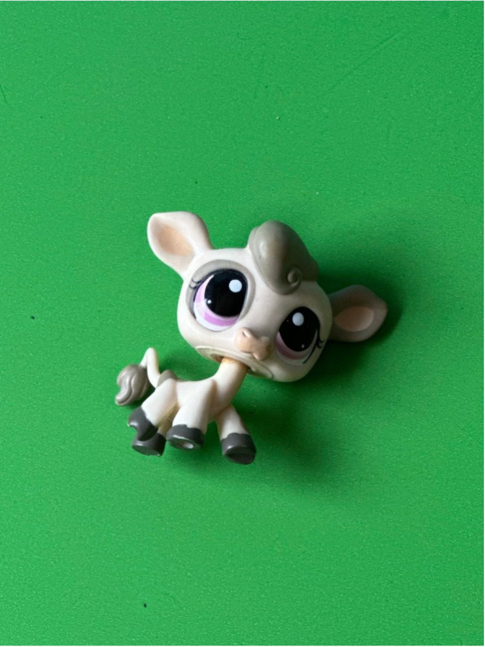 Hasbro Littlest Pet Shop (LPS) #1351 Cow, 2007.